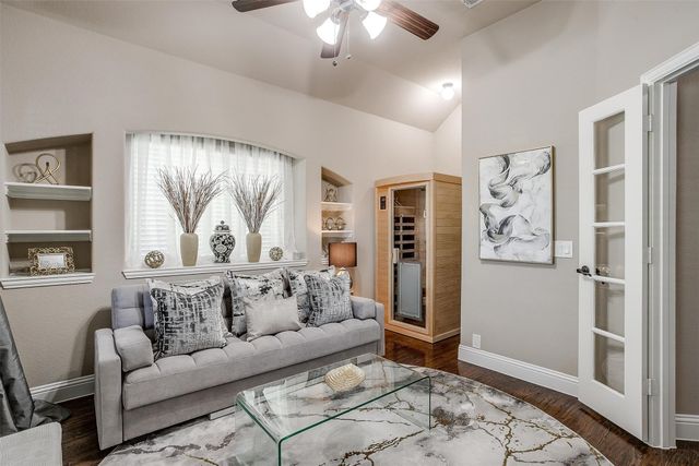 4318 Gleneagles Drive, Mansfield, TX 76063