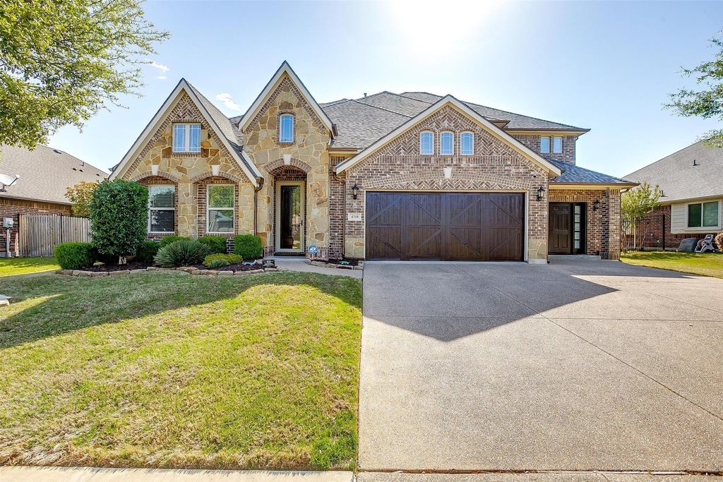 4318 Gleneagles Drive, Mansfield, TX 76063
