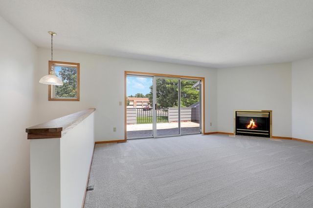 14264 Estates Avenue, Apple Valley, MN 55124