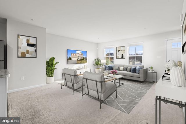 12 WILLOW WOODS DR, La Plata, MD 20646