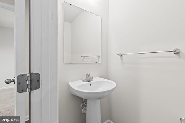 12 WILLOW WOODS DR, La Plata, MD 20646