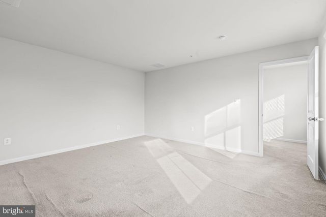 12 WILLOW WOODS DR, La Plata, MD 20646