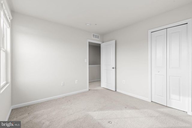 12 WILLOW WOODS DR, La Plata, MD 20646