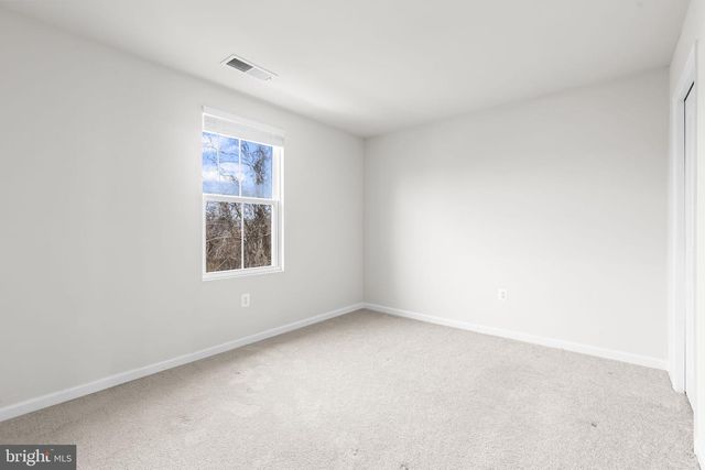 12 WILLOW WOODS DR, La Plata, MD 20646