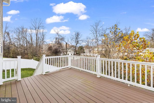 12 WILLOW WOODS DR, La Plata, MD 20646