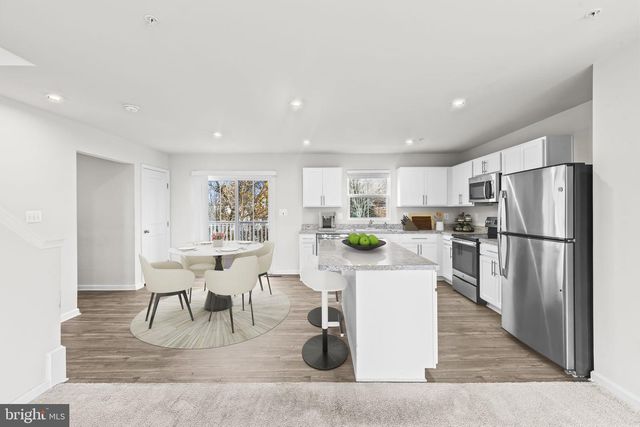 12 WILLOW WOODS DR, La Plata, MD 20646