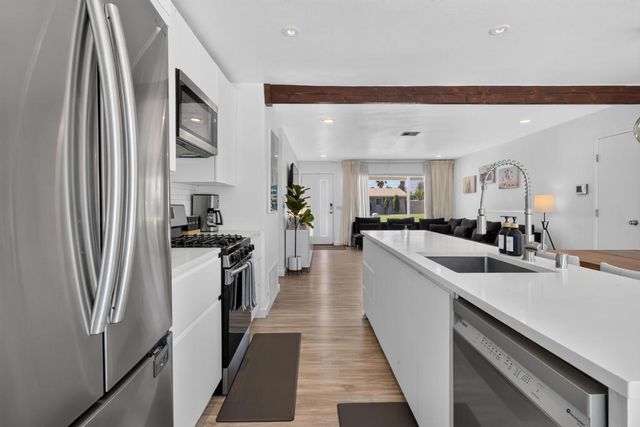 2292 E Bellamy Road, Palm Springs, CA 92262