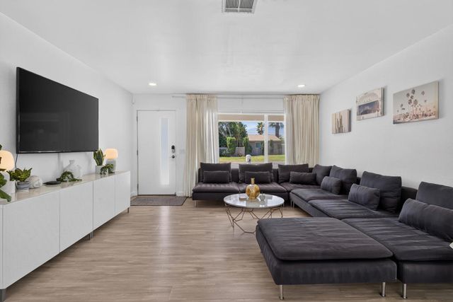2292 E Bellamy Road, Palm Springs, CA 92262