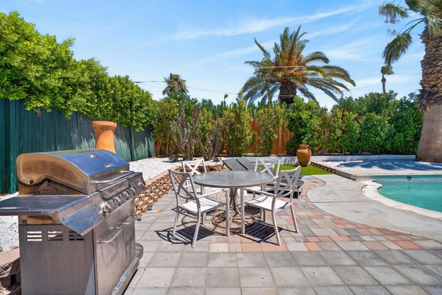 2292 E Bellamy Road, Palm Springs, CA 92262