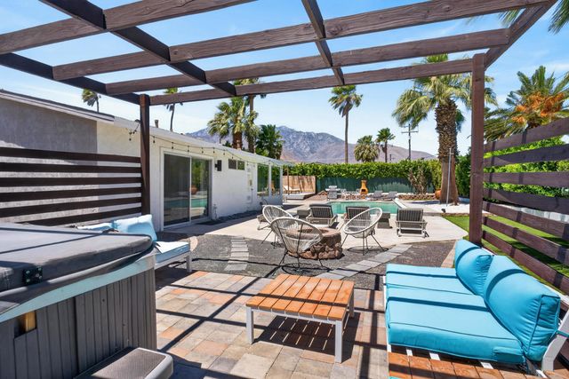 2292 E Bellamy Road, Palm Springs, CA 92262