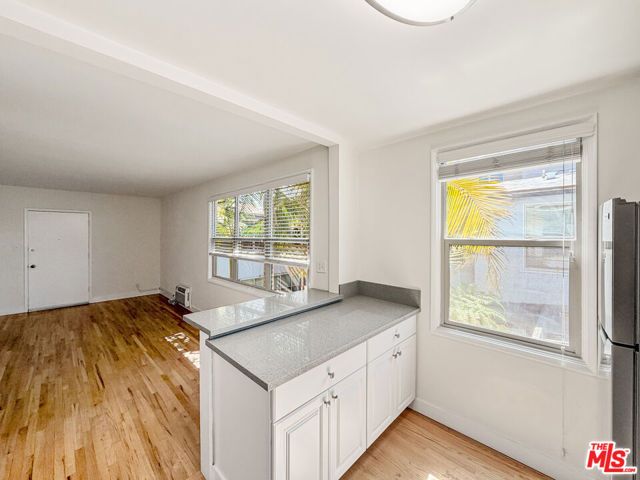 1216 N Crescent Heights Boulevard 18, West Hollywood, CA 90046