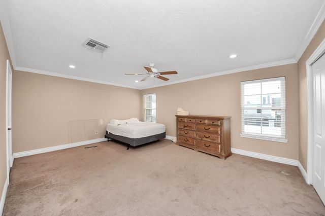 1734 S Gessner Road, Houston, TX 77063