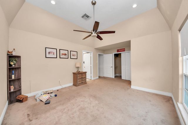 1734 S Gessner Road, Houston, TX 77063