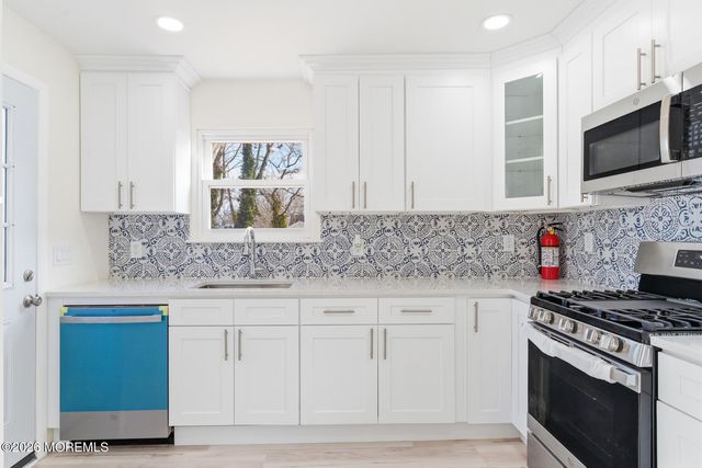 975 S Concourse, Cliffwood Beach, NJ 07735