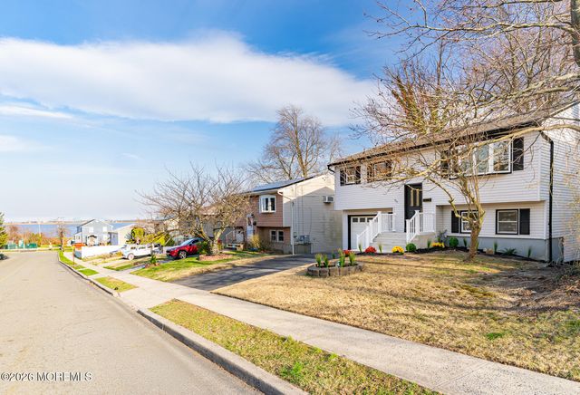 975 S Concourse, Cliffwood Beach, NJ 07735