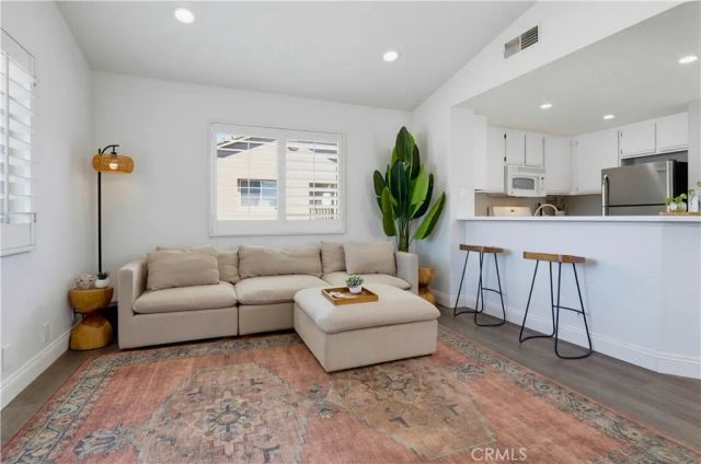 23 Pomelo, Rancho Santa Margarita, CA 92688