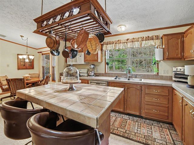 4905 N Wayne Road, Pentwater, MI 49449