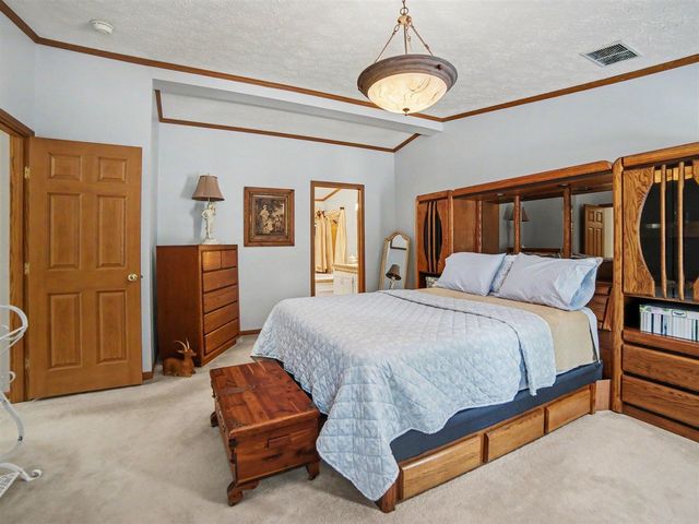 4905 N Wayne Road, Pentwater, MI 49449