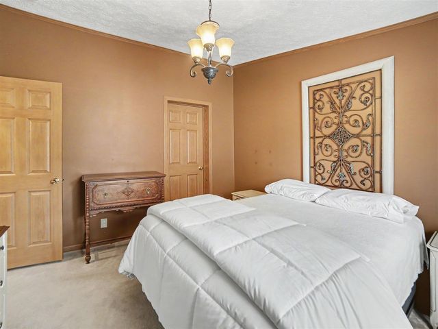 4905 N Wayne Road, Pentwater, MI 49449