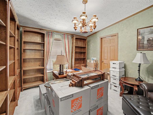 4905 N Wayne Road, Pentwater, MI 49449