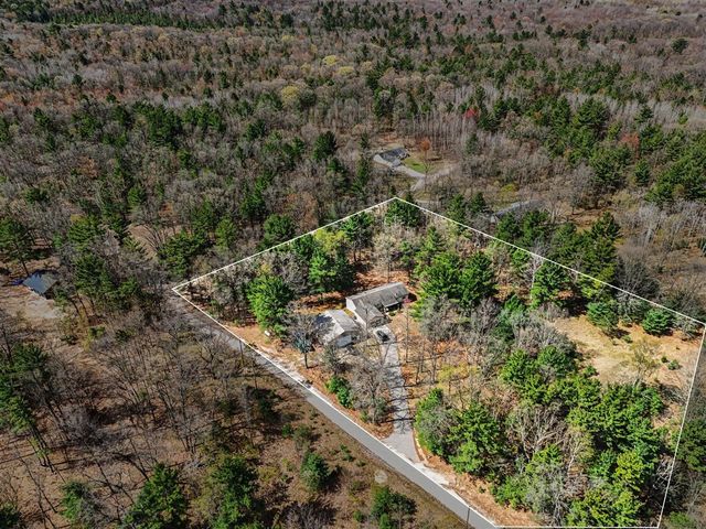 4905 N Wayne Road, Pentwater, MI 49449