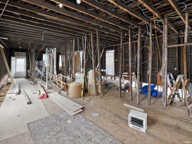 313 S Elm Avenue, Evansville, IN 47712