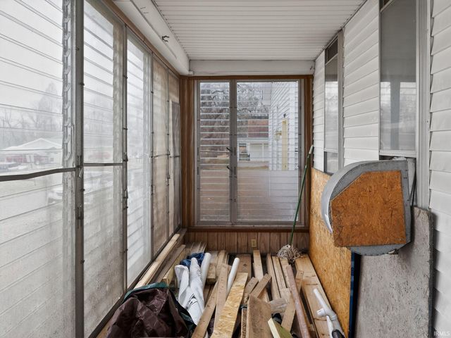 313 S Elm Avenue, Evansville, IN 47712