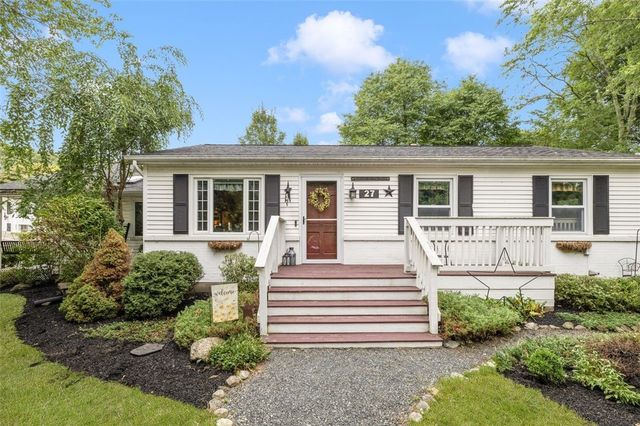 27 Nixon Street, Cumberland, RI 02864