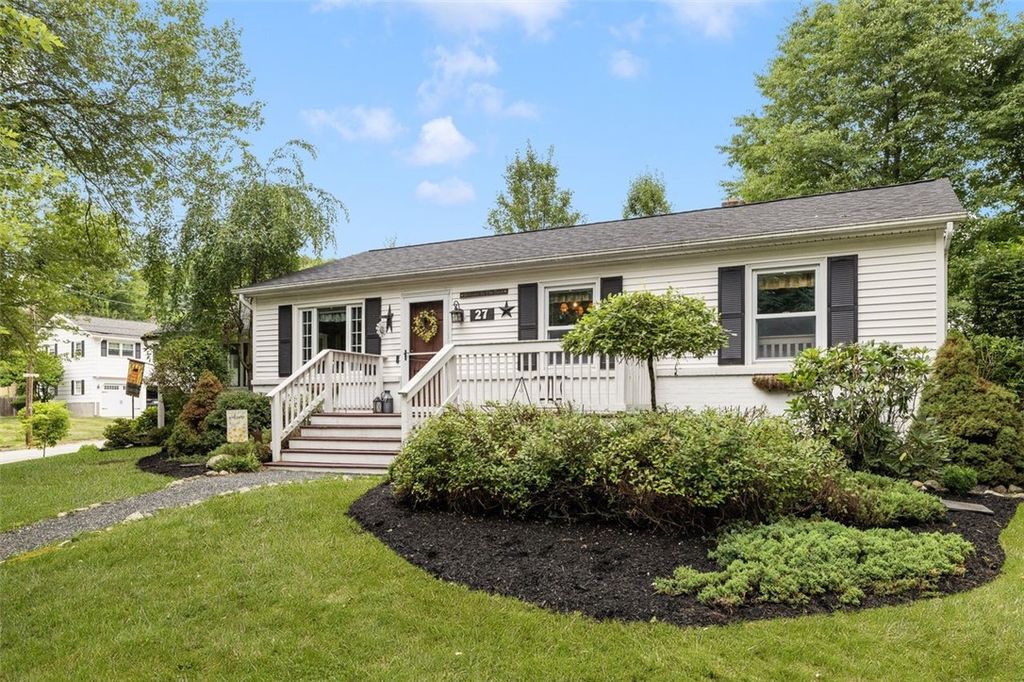 27 Nixon Street, Cumberland, RI 02864