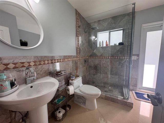 12800 SW 82nd Ct, Pinecrest, FL 33156