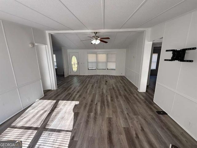 3113 PRESS MANN, Elberton, GA 30635