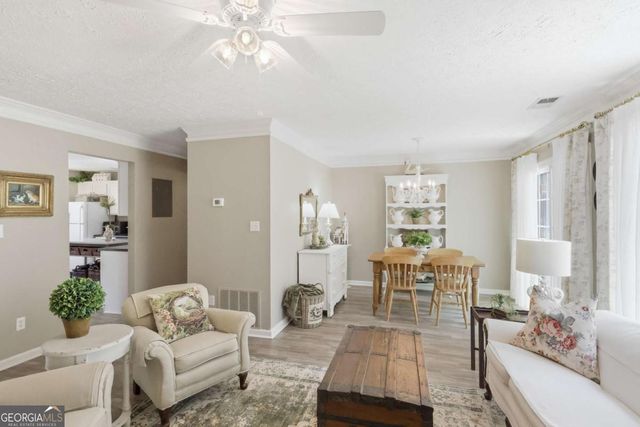 1428 Shiloh Way NW, Kennesaw, GA 30144