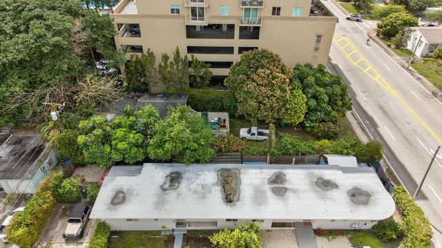975 SW 37th Avenue, Miami, FL 33135