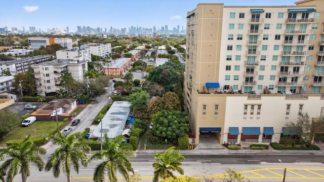975 SW 37th Avenue, Miami, FL 33135