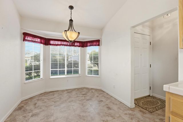 8657 Meandering Way, Antelope, CA 95843