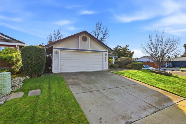 8657 Meandering Way, Antelope, CA 95843