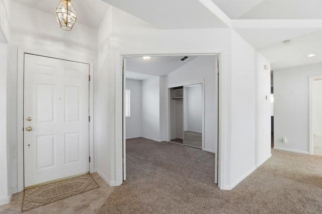 8657 Meandering Way, Antelope, CA 95843