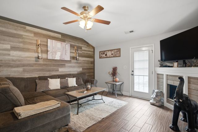 117 Cottage Creek Circle, Conway, SC 29527