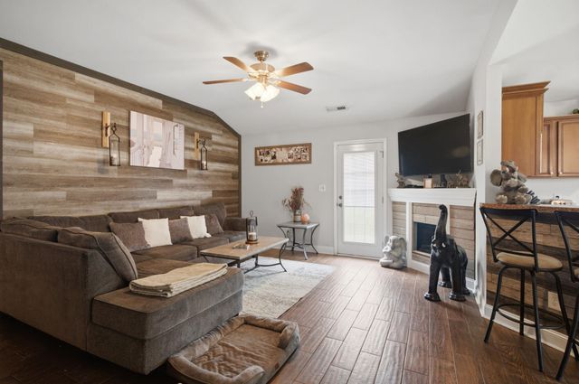 117 Cottage Creek Circle, Conway, SC 29527