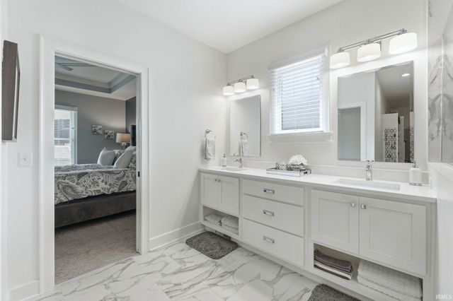 216 Anmer Hall, Fort Wayne, IN 46845