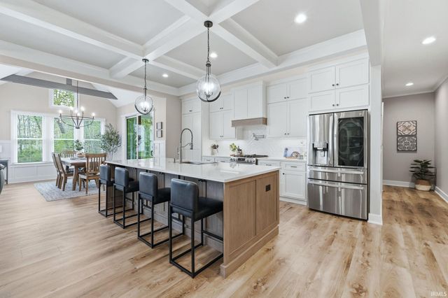 216 Anmer Hall, Fort Wayne, IN 46845