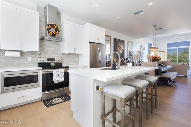 16510 N 92ND Street 1006, Scottsdale, AZ 85260