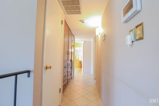 7605 Wide Loop Road, Bakersfield, CA 93309