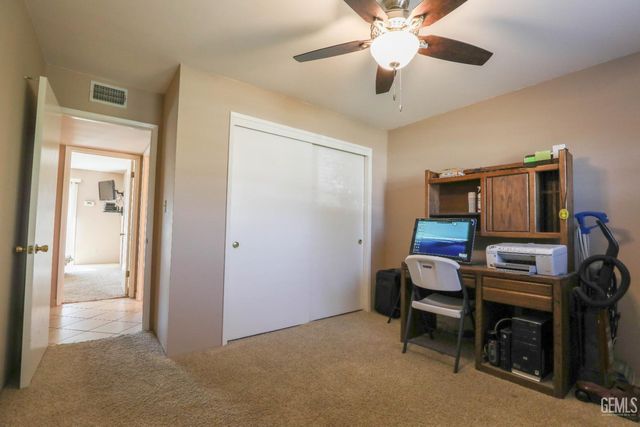 7605 Wide Loop Road, Bakersfield, CA 93309