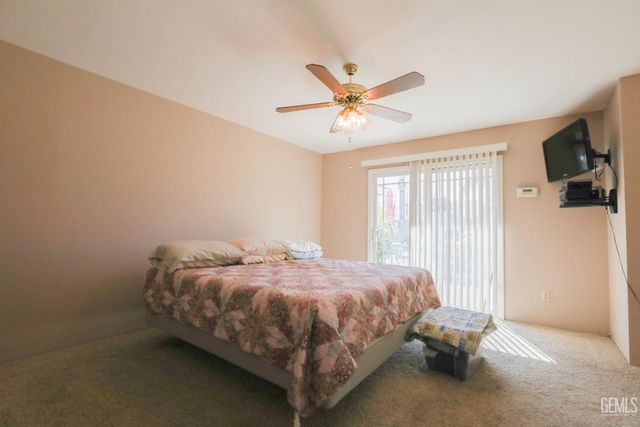 7605 Wide Loop Road, Bakersfield, CA 93309