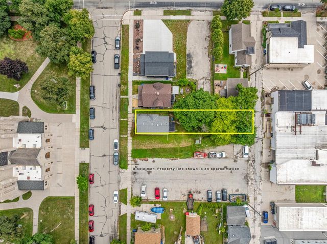 813 Huron AVENUE, Sheboygan, WI 53081