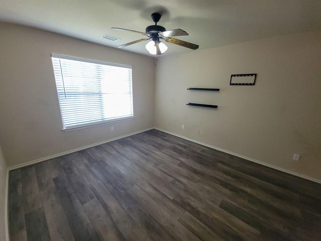 115 Sendero Drive, Huntsville, TX 77340