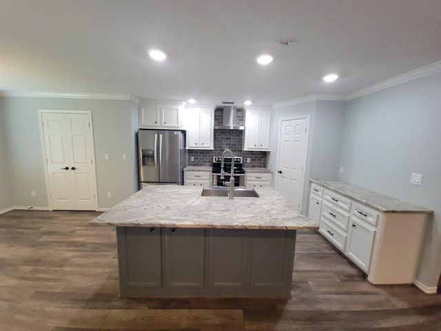 115 Sendero Drive, Huntsville, TX 77340