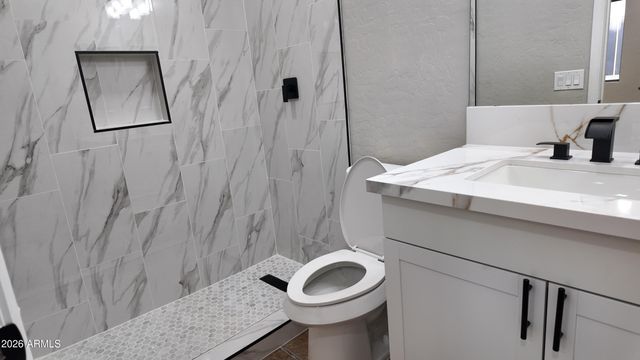 1522 E Chambers Street, Phoenix, AZ 85040