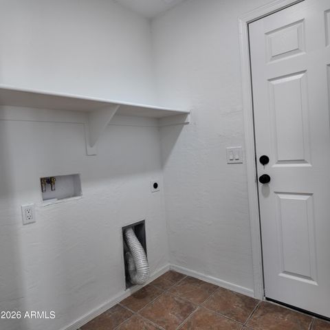 1522 E Chambers Street, Phoenix, AZ 85040